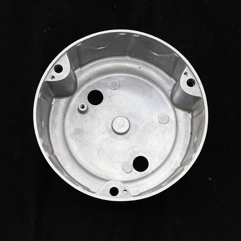 Die Castings of Zinc Alloy Garden Lamp Radiator Components