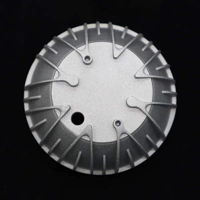 Die Castings of Zinc Alloy Street Lamp Radiator Components